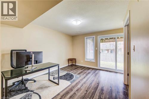 330 Dearborn Boulevard Unit# 7, Waterloo, ON - Indoor Photo Showing Office