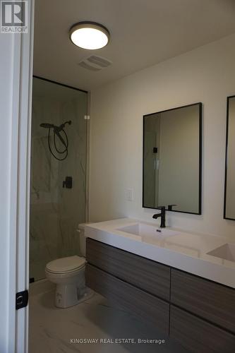 122 Everett Common, St. Catharines, ON - Indoor Photo Showing Bathroom