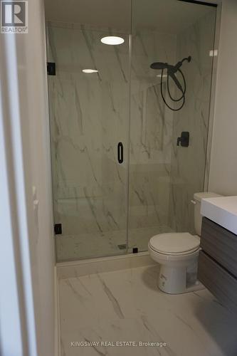 122 Everett Common, St. Catharines, ON - Indoor Photo Showing Bathroom