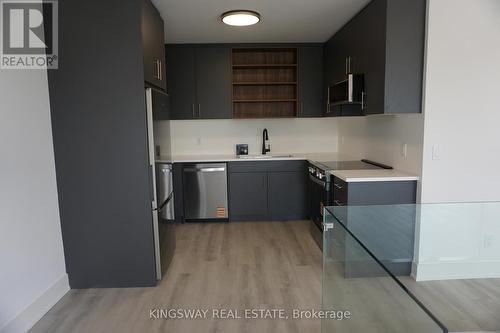 122 Everett Common, St. Catharines, ON - Indoor Photo Showing Kitchen