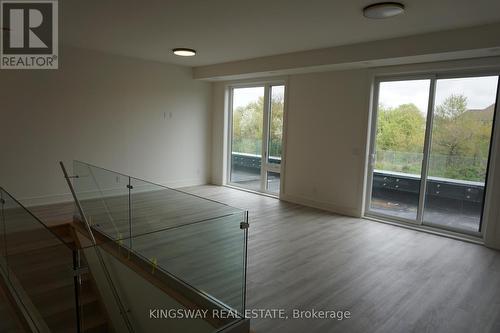122 Everett Common, St. Catharines, ON - Indoor Photo Showing Other Room
