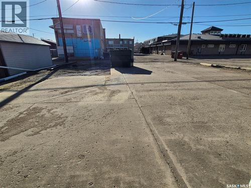 27-29 5Th Street, Weyburn, SK 
