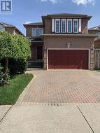 AUTUM - 846 CARDINGTON STREET S Mississauga, ON L5V 1Z7