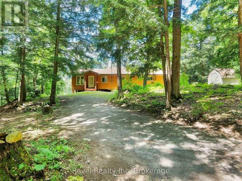 1022 BIRD LAKE CRESCENT  Bracebridge (Oakley), ON P1L 1X1