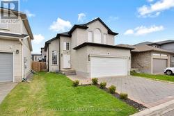 18 - 3270 SINGLETON AVENUE  London South (South W), ON N6L 0E5