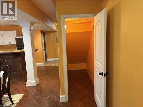 2 Pineridge Drive, Hamilton, ON - Indoor