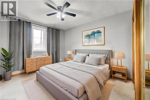 43 Middleton Street, Cambridge, ON - Indoor Photo Showing Bedroom