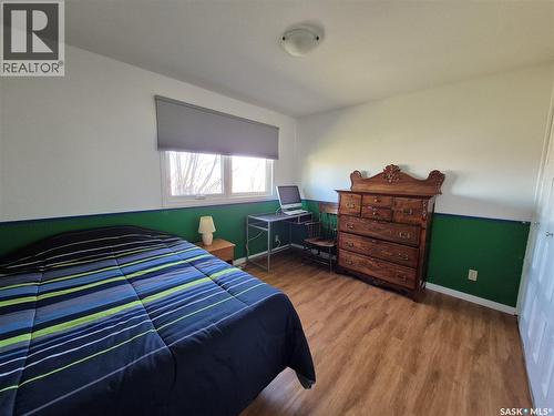 246 Battleford Trail, Swift Current, SK - Indoor Photo Showing Bedroom
