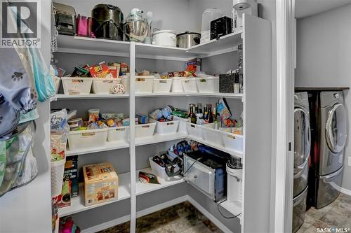 5130 Anthony Way, Regina, SK - Indoor Photo Showing Laundry Room