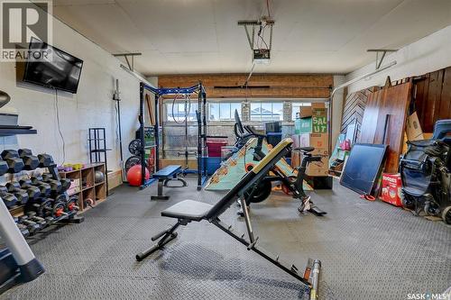 5130 Anthony Way, Regina, SK - Indoor Photo Showing Gym Room
