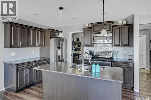 5130 Anthony Way, Regina, SK - Indoor Photo Showing Kitchen With Upgraded Kitchen