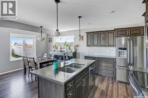 5130 Anthony Way, Regina, SK - Indoor Photo Showing Kitchen With Double Sink With Upgraded Kitchen