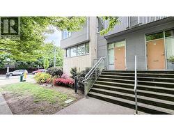 390 E 11TH AVENUE  Vancouver, BC V5T 4V9