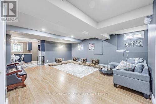 1109 Keswick Court, Oshawa, ON - Indoor