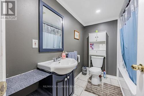 1109 Keswick Court, Oshawa, ON - Indoor Photo Showing Bathroom