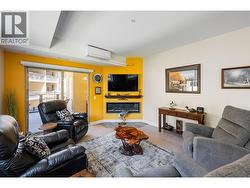Living room - 