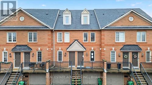 39 - 3895 DOUG LEAVENS BOULEVARD  Mississauga, ON L5N 7G1