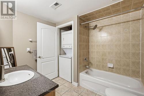407 - 4006 Kilmer Drive, Burlington, ON - Indoor Photo Showing Bathroom