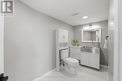 48 Code Crescent, Carleton Place, ON - Indoor Photo Showing Bathroom