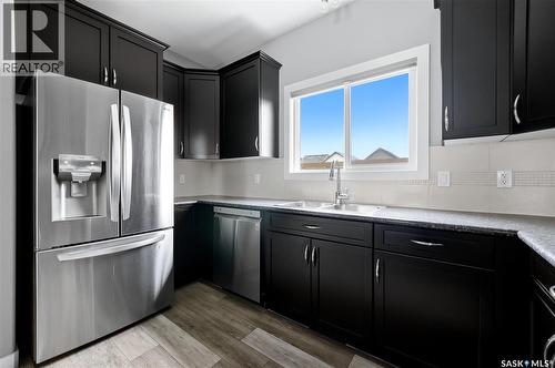 3636 Green Moss Lane, Regina, SK - Indoor Photo Showing Kitchen With Stainless Steel Kitchen