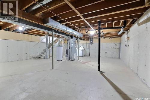 31 Mackenzie Way, Regina, SK - Indoor Photo Showing Basement