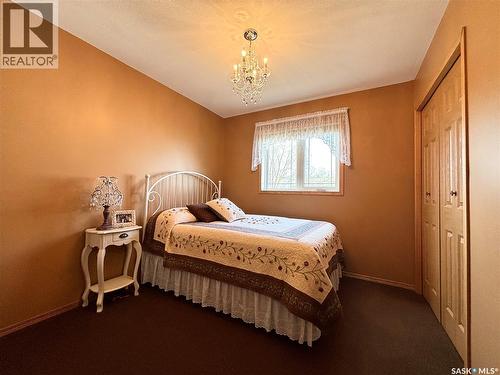 404 Herbert Street, Maple Creek, SK - Indoor Photo Showing Bedroom