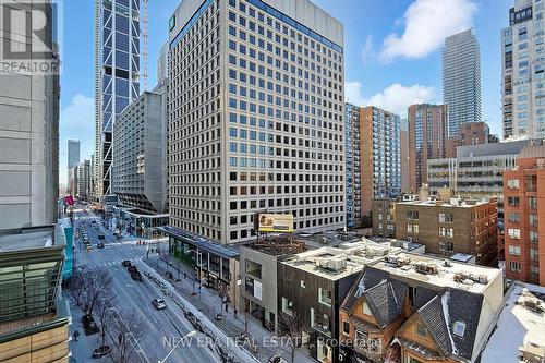 602 - 10 Bellair Street, Toronto, ON - Outdoor With Facade