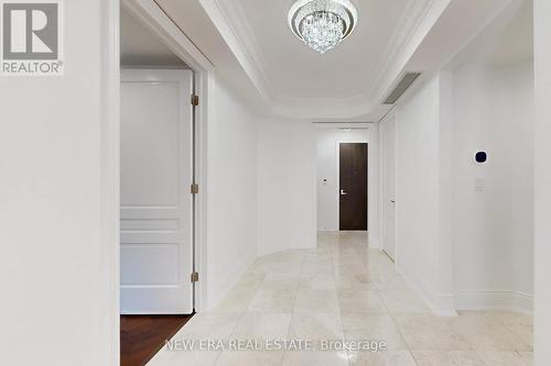 602 - 10 Bellair Street, Toronto, ON - Indoor Photo Showing Other Room