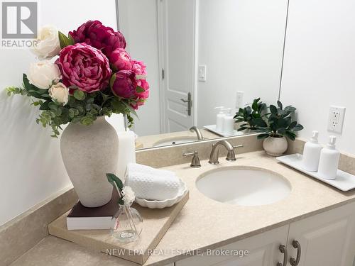 602 - 10 Bellair Street, Toronto, ON - Indoor Photo Showing Bathroom