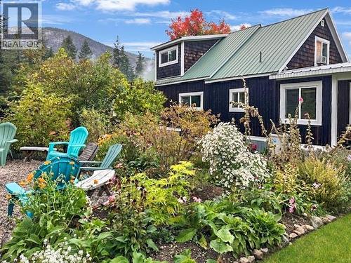 602 Slocan Street  Slocan, BC V0G 2C0