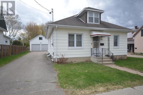 143 MUNROE AVENUE W  Renfrew, ON K7V 3L2