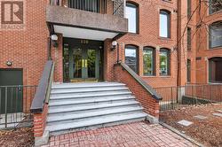 1 - 110 RIDEAU TERRACE  Ottawa, ON K1M 0Z2