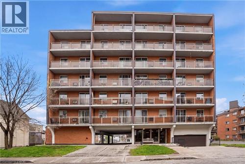 30 SUMMIT Avenue Unit# 303  Hamilton, ON L8V 2R8