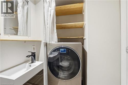 30 Summit Avenue Unit# 303, Hamilton, ON - Indoor Photo Showing Laundry Room