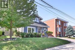 44 MISSISSAUGA Road N  Mississauga, ON L5H 2H8