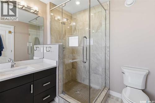 175 Gillies Lane, Saskatoon, SK - Indoor Photo Showing Bathroom