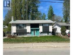531 PERRY STREET Quesnel, BC V2J 1P1
