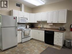 Lounge/ Games room - 