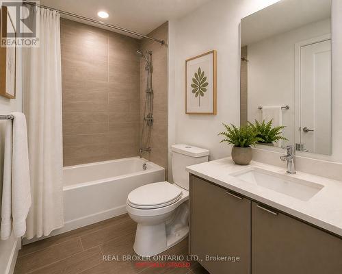 2075 Lakeshore Road, Burlington, ON - Indoor Photo Showing Bathroom