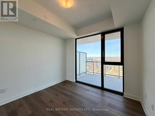 2075 Lakeshore Road, Burlington, ON - Indoor Photo Showing Other Room