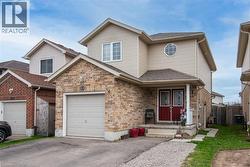 638 WINDFLOWER Crescent  Kitchener, ON N2E 3S9
