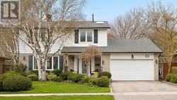 12 BURNHAMILL PLACE  Toronto, ON M9C 3S4