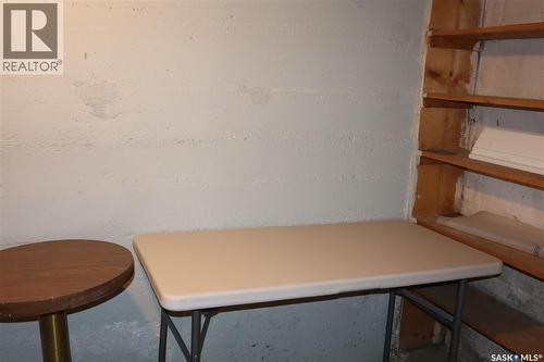 203 5Th Avenue W, Assiniboia, SK - Indoor