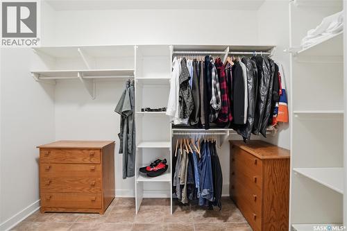 211 Trimble Lane, Saskatoon, SK - Indoor With Storage