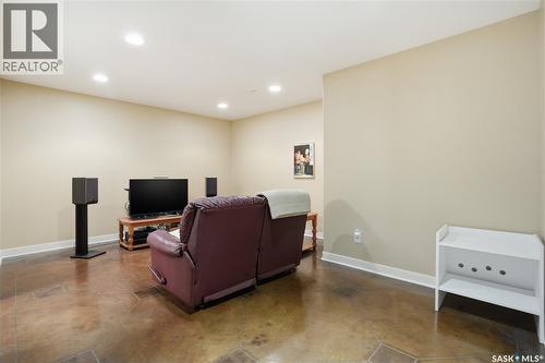 211 Trimble Lane, Saskatoon, SK - Indoor