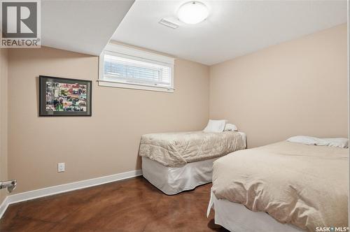 211 Trimble Lane, Saskatoon, SK - Indoor Photo Showing Bedroom