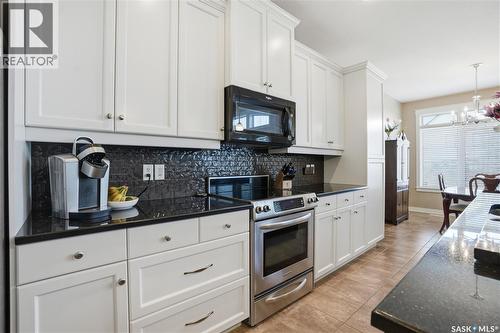 211 Trimble Lane, Saskatoon, SK - Indoor Photo Showing Kitchen