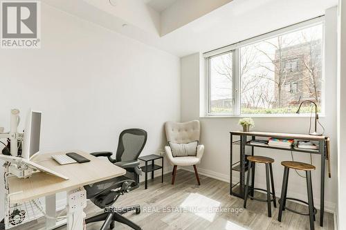 Th101 - 99 Eagle Rock Way, Vaughan, ON - Indoor Photo Showing Office
