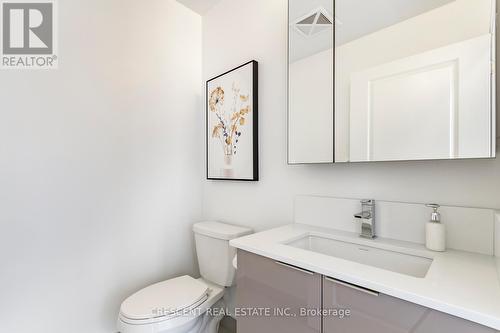 Th101 - 99 Eagle Rock Way, Vaughan, ON - Indoor Photo Showing Bathroom