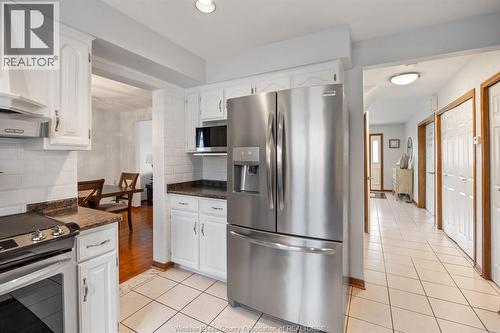 12314 Funaro Crescent, Tecumseh, ON - Indoor Photo Showing Kitchen
